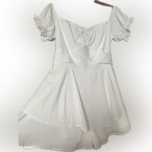 NWOT, Fixmatti Boho Polyester Off Shoulder Chiffon WHITE Shorts ROMPER - Picture 4 of 9